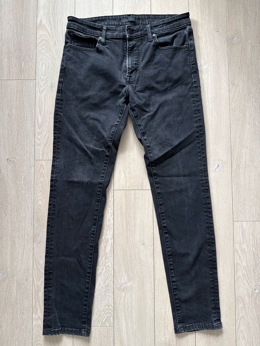 Uniqlo Men’s Ultra Stretch Slim Fit Jeans Washed Black Size 32